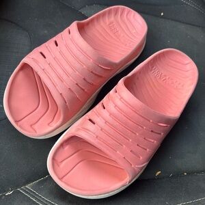 Hoka One One Ora Recovery Pink Slide Sandals Size 8 Running Comfort No Box GUC